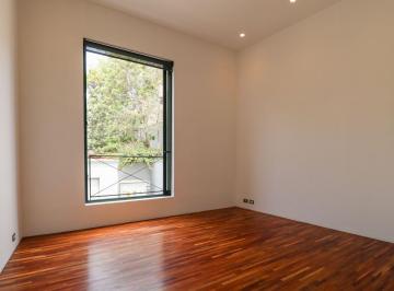 Departamento de 1 habitación, Lima · Depa de Diseño y Gran Metraje en Barranco | 60 m² · 1 Dorm · Cochera Incluida