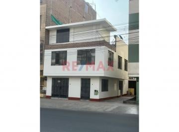 Casa · 152m² · 4 Dormitorios · 1 Estacionamiento · Gran Oportunidad Casa en Venta