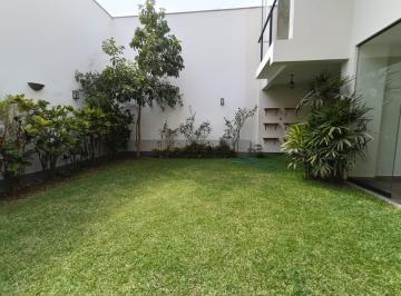 Casa · 556m² · 7 Dormitorios · 2 Estacionamientos · Espectacular Casa en Venta en San Borja!