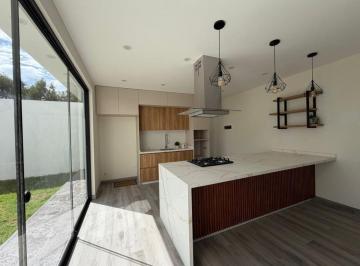 Casa de 3 habitaciones, Arequipa · Venta! Moderna Casa 3 Pisos Cerca a Parque, Challapampa