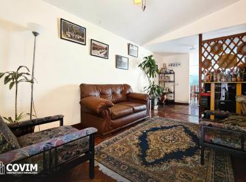 Casa · 100m² · 4 Dormitorios · 2 Estacionamientos · Casa Amoblada con Piscina en Alquiler en Sachaca