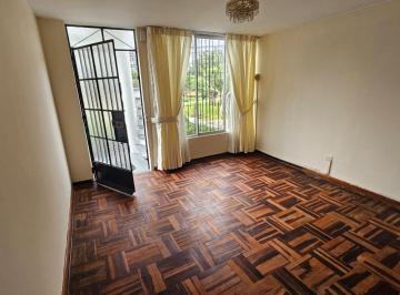 Departamento · 110m² · 2 Dormitorios · Alquiler de Departamento Frente a Parque en Surco