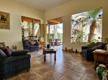 Casa · 243m² · 3 Dormitorios · 2 Estacionamientos · Vendo Hermosa Casa en Condominio en La Encantada de Villa