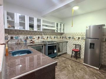 Casa de 12 habitaciones, Lima · Venta de Casa en San Martin