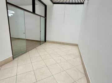 Departamento · 125m² · 4 Dormitorios · 1 Estacionamiento · Departamento en Venta. 1er Piso - Frente a Parque