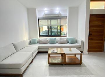 Casa de 4 habitaciones, Lima · Vendo Casa en Condominio, Surco