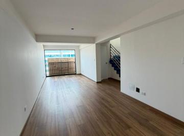 Departamento · 162m² · 4 Dormitorios · 1 Estacionamiento · Se Vende Dúplex 162 m² en Jesús María Vista Externa