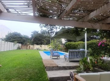 Casa · 335m² · 5 Dormitorios · Vendo Linda Casa de 1360 m² en Cieneguilla a Espaldas de Granja 21