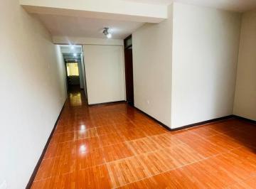 Departamento · 70m² · 2 Dormitorios · Venta Departamento 1er Piso - Los Cipreces
