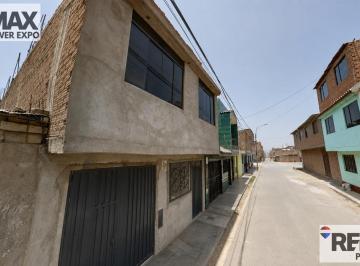 Principal · Casa en Mariscal Andres Avelino Caceres