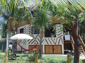 Casa de playa · 128m² · 5 Dormitorios · 3 Estacionamientos · Casa en Venta en Mancora con Titulo de Propiedad!