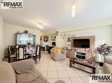 Casa · 413m² · 17 Dormitorios · Venta de Amplia Casa en La Victoria
