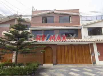 Departamento · 24m² · 1 Dormitorio · Se Alquila Acogedora Habitación con Baño Privado en La Molina