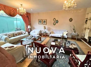 Casa · 600m² · 5 Dormitorios · 3 Estacionamientos · Casa en Alquiler de 700 m² en Corpac San Isidro