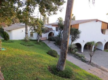 Casa de 5 habitaciones, Lima · Se Vende Como Terreno, 26757 m², Condominio Residencial, Seguridad Permanente, Se Puede Dividir en 2