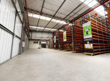 Nave industrial · 3200m² · 5 Estacionamientos · Excelente Local en Tomas Valle, San Martín de Porres