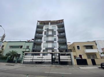 Departamento · 123m² · 3 Dormitorios · 1 Estacionamiento · Se Alquila Departamento Triplex Amoblado