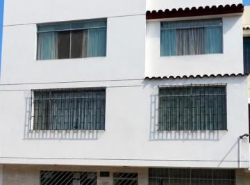 Departamento de 2 habitaciones, Lima · Vendo Los Olivos Departamento 81 m² Dos Dorm. Calle Cerrada