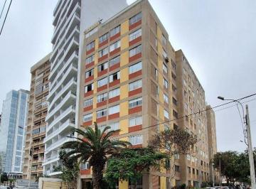 Departamento de 3 habitaciones, Lima · 3 Dorm. - 2 Baños - a 70 m del Malecón - Muy Buen Estado - Vista a La Calle - Garaje