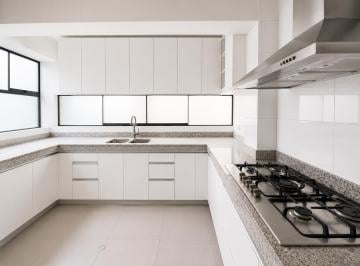 Departamento de 3 habitaciones, Lima · Departamento en Venta en Chacarilla del Estanque - Segundo Piso Vista Interna.
