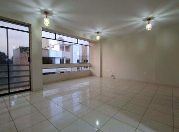 Departamento · 60m² · 2 Dormitorios · Se Alquila Amplio Departamento de 2 Dorm. en Smp