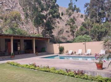 Casa de campo de 3 habitaciones, Huarochirí · Venta de Casa con Piscina en Santa Eulalia