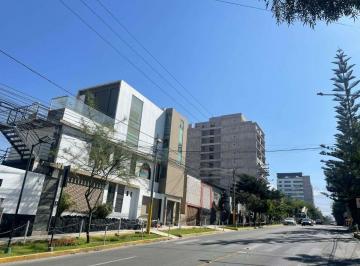 Local comercial , Arequipa · Alquiler de Local Caayma - 2 Cuadras de La Av Ejercito