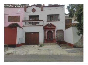 Casa de 5 habitaciones, Lima · Casa en Venta Como Terreno