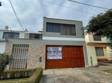 Casa de 4 habitaciones, Callao · Vendo Linda Casa de Dos Pisos en La Perla de 168 m²