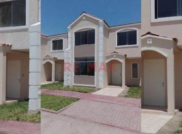 Casa · 130m² · 3 Dormitorios · Casa en Venta en Las Villas de Bouganville, reque.(C. Rivera)