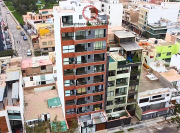 Departamento · 80m² · 2 Dormitorios · Departamento de Estreno 2 Dorm. en Pueblo Libre - Frente a Parque