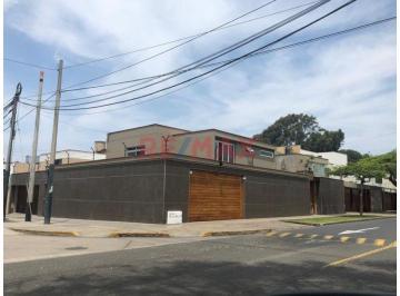 Casa de 10 habitaciones, Lima · Se Alquila Casa en San Isidro