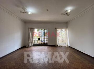 Departamento · 123m² · 5 Dormitorios · Vendo Amplio Departamento 123.50 m² + Azotea en Av Saenz Peña Callao