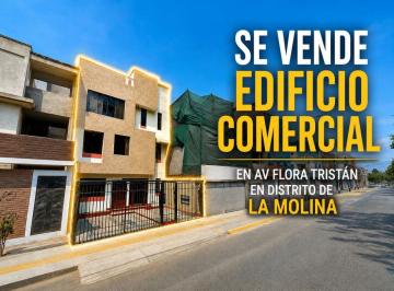 Departamento de 9 habitaciones, Lima · Edificio Comercial en Santa Patricia