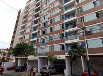 Departamento de 3 habitaciones, Lima · En Alquiler Duplex de 3 Dorm. 02 Baños con Cochera