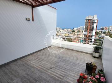Departamento de 4 habitaciones, Lima · Se Vende Hermoso Dúplex Frente a Parque de 177 m² en San Miguel