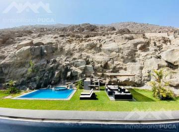 Casa · 469m² · 9 Dormitorios · 7 Estacionamientos · Venta de Casa de Campo Urb. Inca Garcilazo de La Vega Chaclacayo