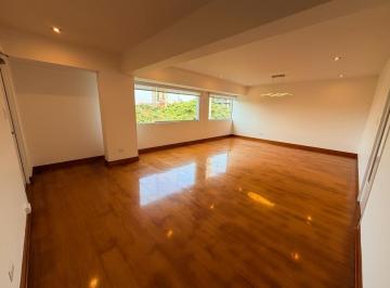 Departamento · 150m² · 3 Dormitorios · 3 Estacionamientos · Alquiler en San Isidro: 150 m² con Ascensor Directo y 3 Cocheras