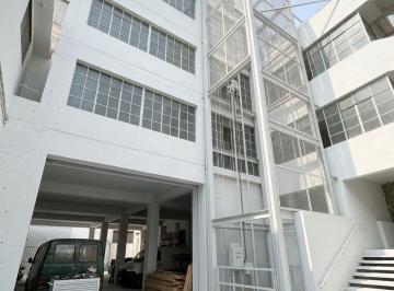 Nave industrial , Lima · Almacén en San Luis 500 m² en Primer Piso