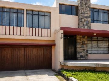 Casa de 9 habitaciones, Lima · Venta de Casa en Miraflores