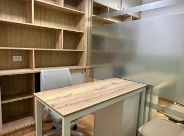 Oficina comercial · 10m² · 1 Estacionamiento · Alquilo Espacio Corporativo Amoblado en S/1000