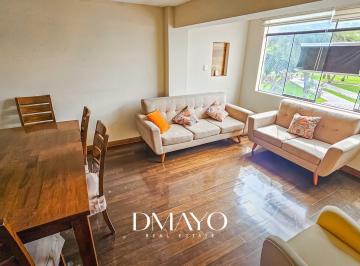 Departamento · 86m² · 3 Dormitorios · 1 Estacionamiento · Alquiler Departamento en Lima Cercado 3 Dorm. Frente a Parque con Cochera