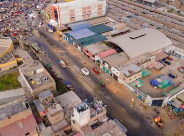 Local comercial · 365m² · Local en La Victoria