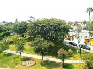 Habitación · 35m² · 1 Dormitorio · 1 Estacionamiento · Estreno Vista a Parque Cuarto con Bano a Una Cuadra de La Loma Amarilla Surco