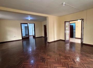 Oficina comercial , Trujillo · Oficina Alquiler Urb. Primavera 1 Piso