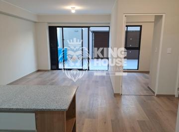 Departamento de 2 habitaciones, Lima · Alquiler de Departamento en Primer Piso, con 2 Estacionamientos y Acceso Directo a La Calle