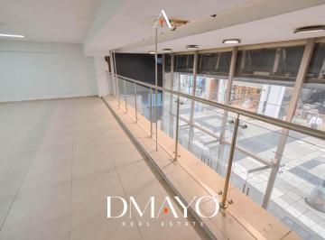 Local comercial · 220m² · Local Comercial en Alquiler con Excelente Exposición Comercial y un Flujo Constante de Clientes