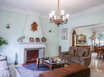 Sala · Casa en Venta Amplia Propiedad con Jardín y Departamento Independiente en Magdalena del Mar