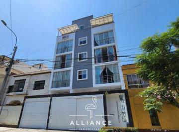 Departamento de 5 habitaciones, Lima · Venta Duplex de 5 Dorm. con Cochera Lineal Doble - Magdalena del Mar