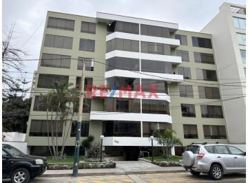 Departamento de 3 habitaciones, Lima · ¡Alquilo Departamento de 125 m² Semi Amoblado en San Isidro!